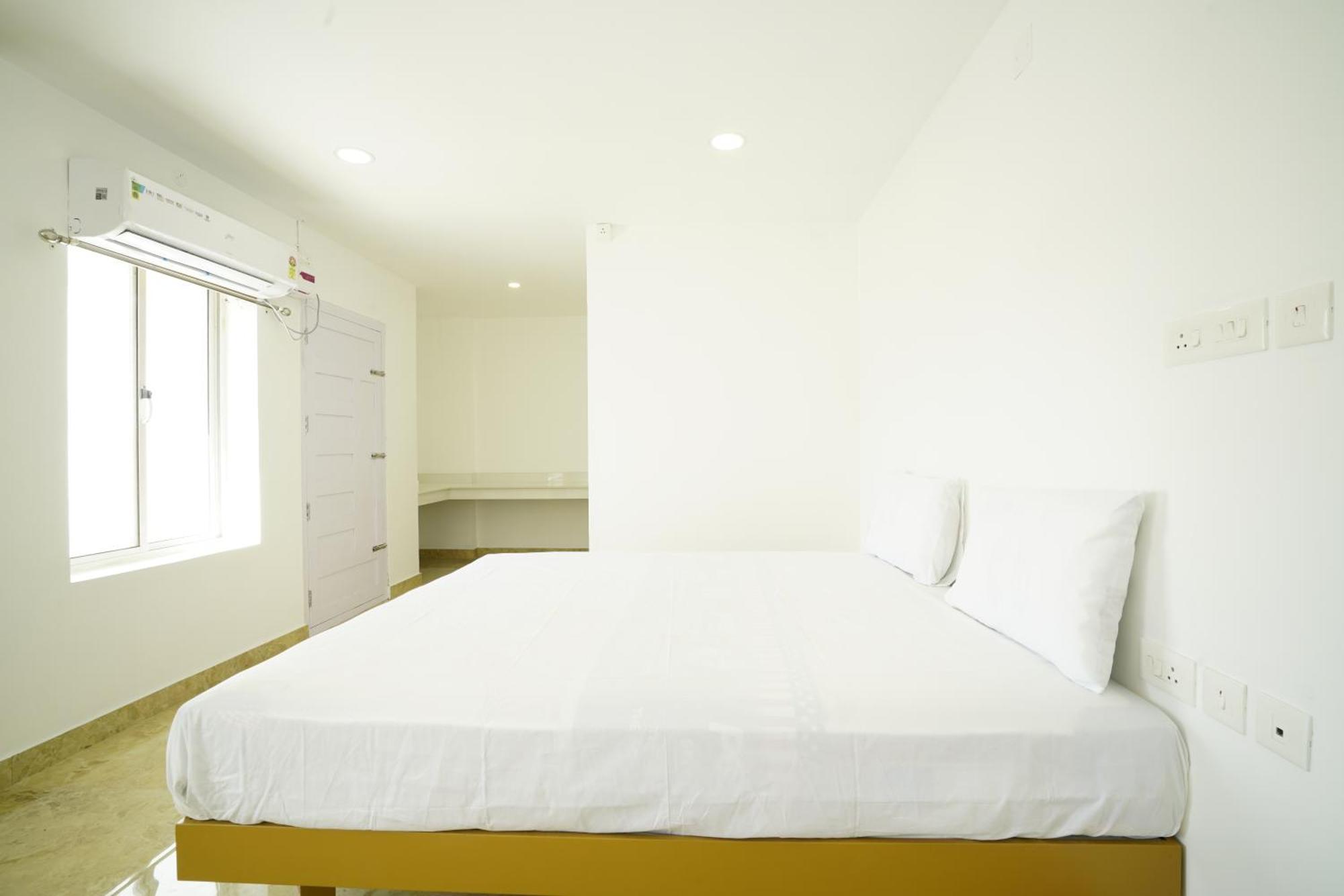 Quilon Residency Kundara Hotel Perumanseri Exterior foto
